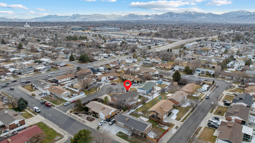 2058 W BYRON CIR West Valley City, UT 84119
