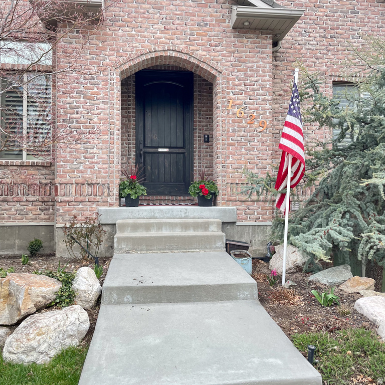 1629 S 150 W Kaysville, UT 84037