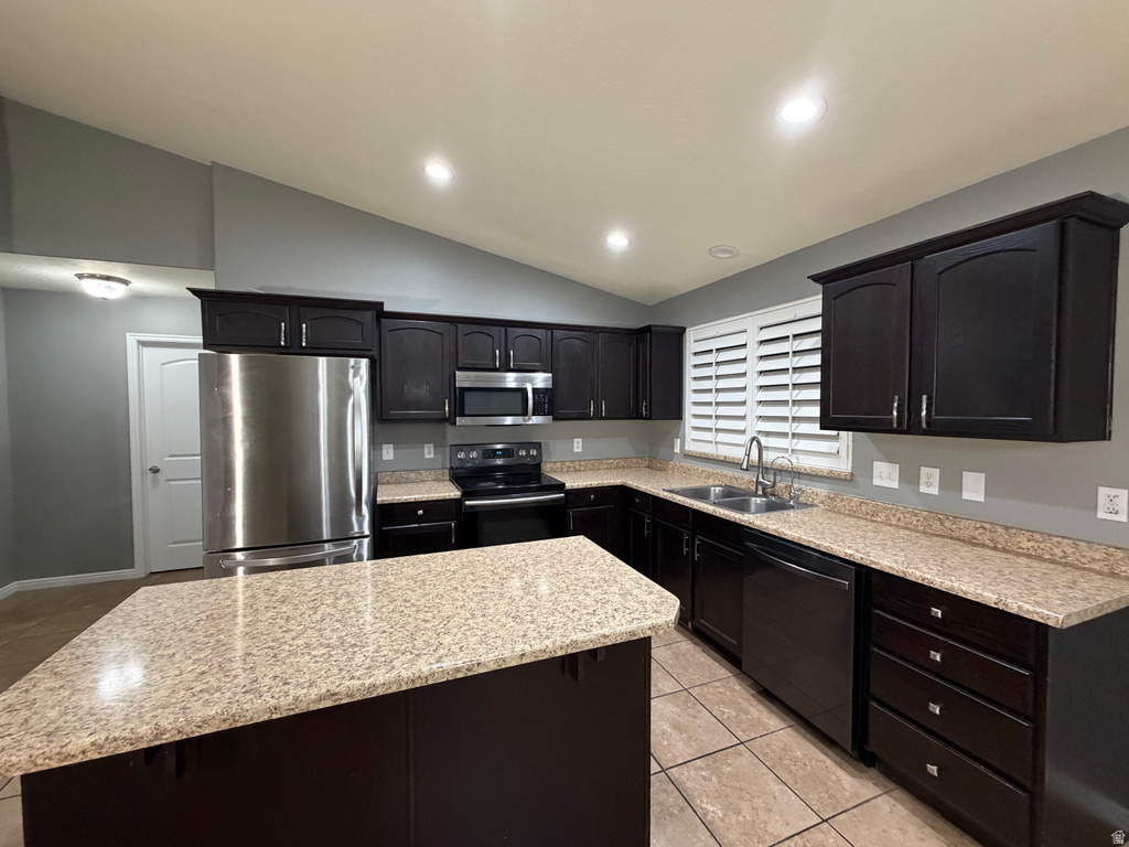 6092 W HAVEN RIDGE WAY West Valley City, UT 84128