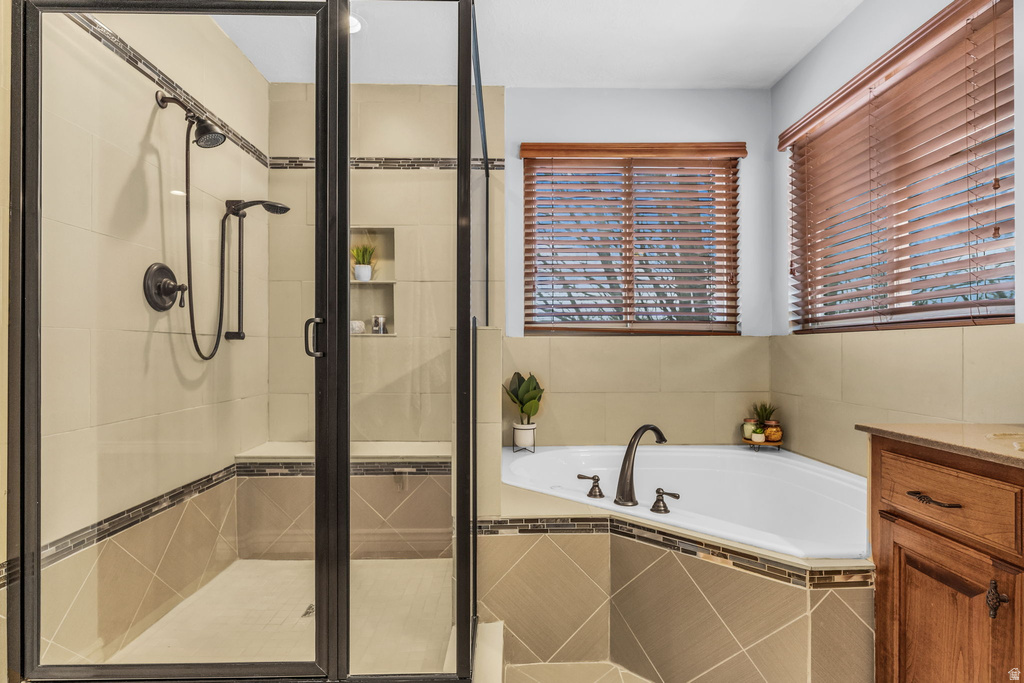 6014 W 5300 S Hooper, UT 84315