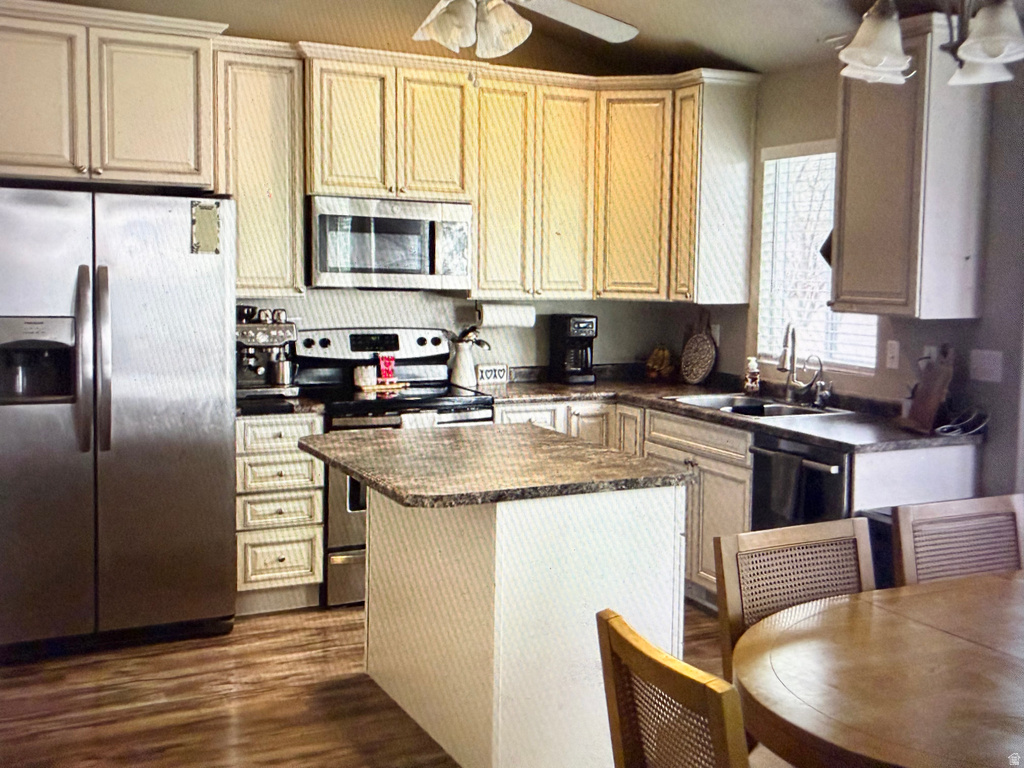 827 N 200 W Tooele, UT 84074