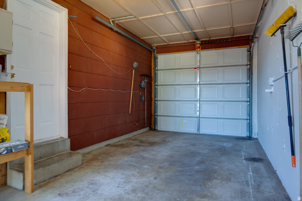 1482 E WATERS LN Sandy, UT 84093