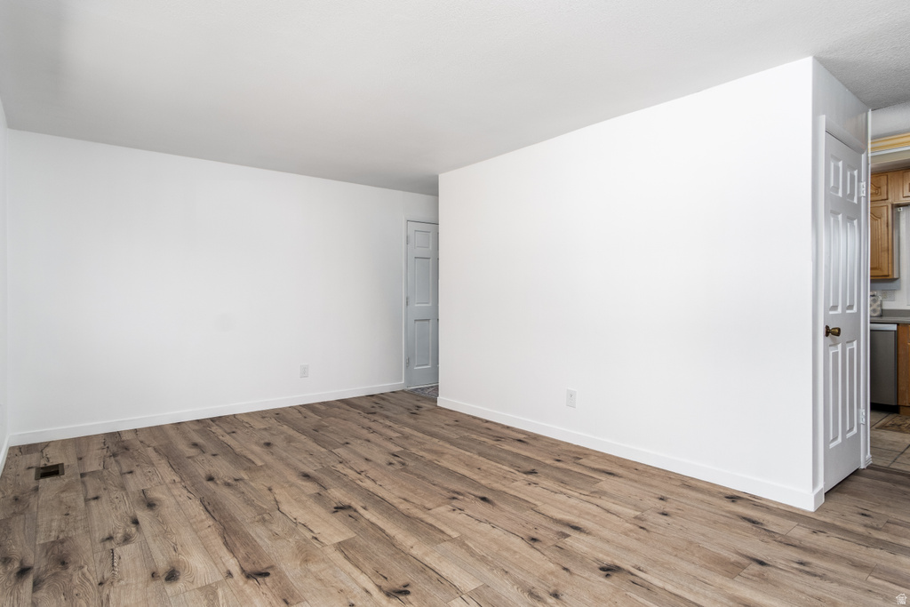 1482 E WATERS LN Sandy, UT 84093