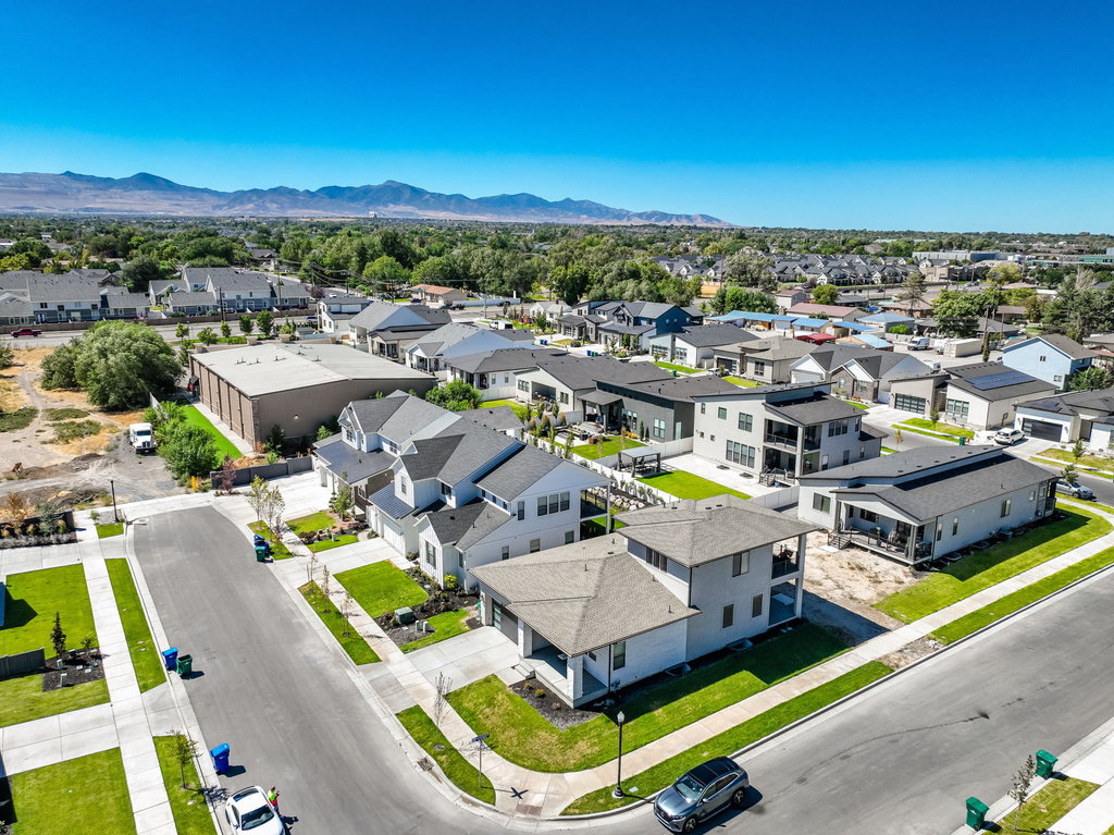 1612 W MAPLE BROOK LN #27 Riverton, UT 84065