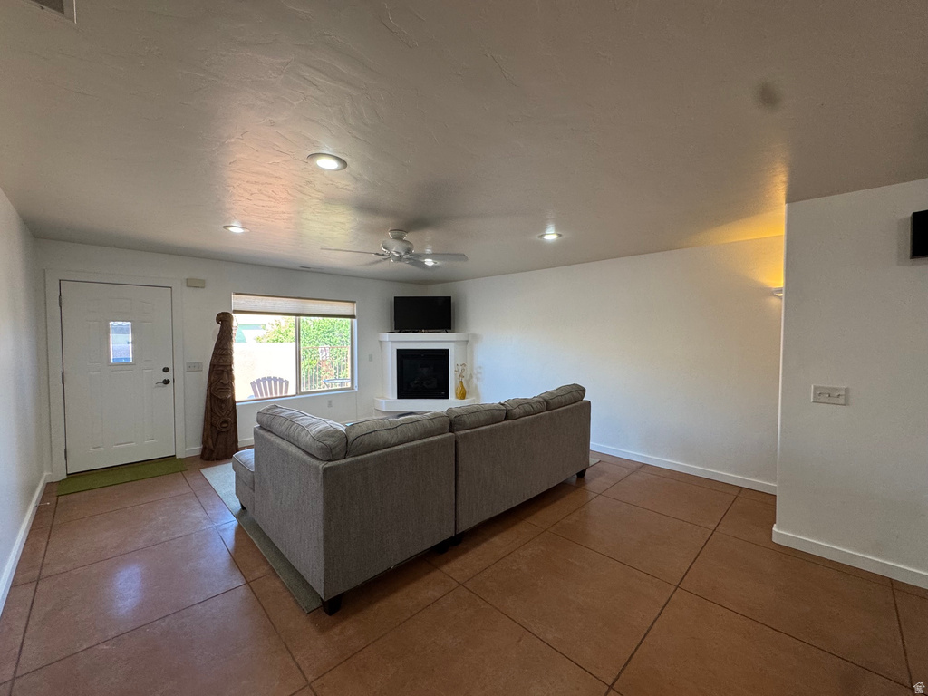 3764 PRICKLY PEAR CIR photo 2