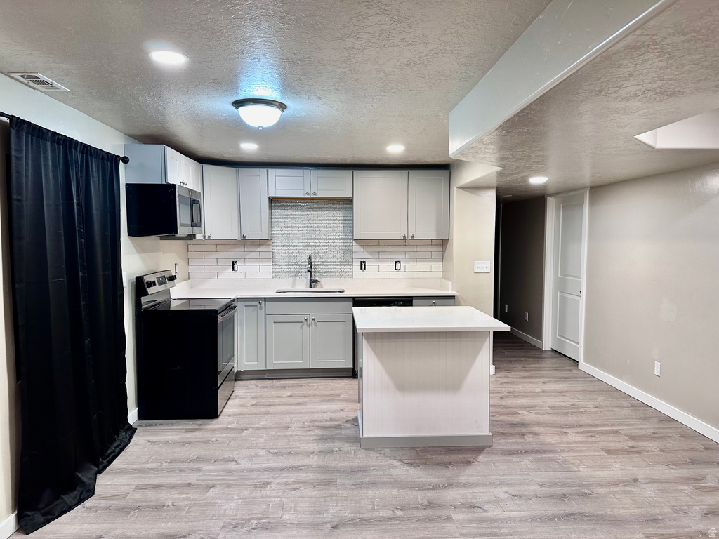 827 N 200 W Tooele, UT 84074