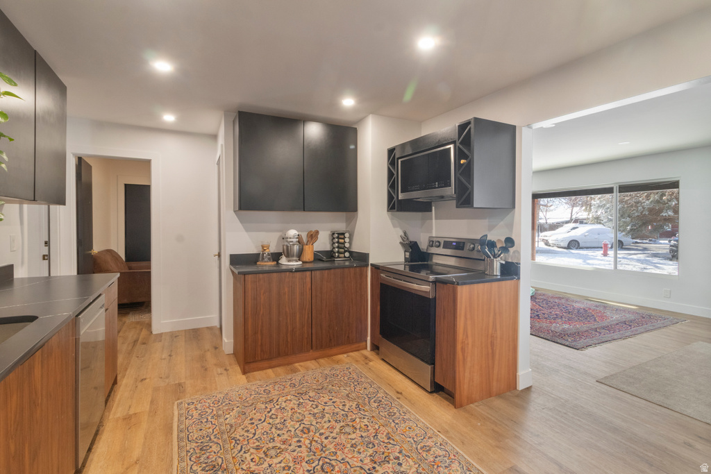 659 E RIVIERA CIR South Salt Lake, UT 84106