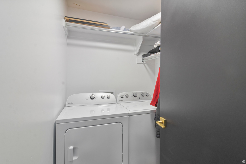 659 E RIVIERA CIR South Salt Lake, UT 84106