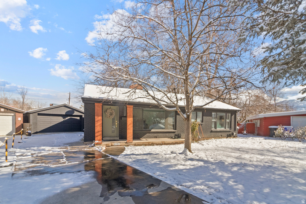 659 E RIVIERA CIR South Salt Lake, UT 84106