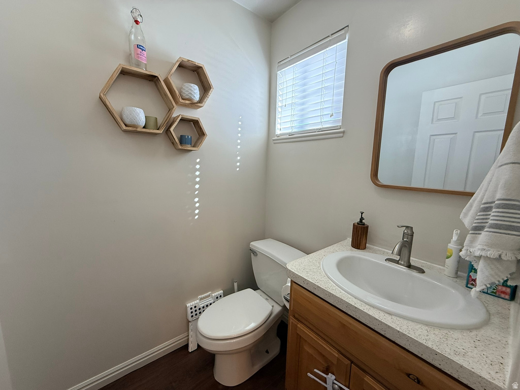 1241 E 6125 S South Ogden, UT 84405