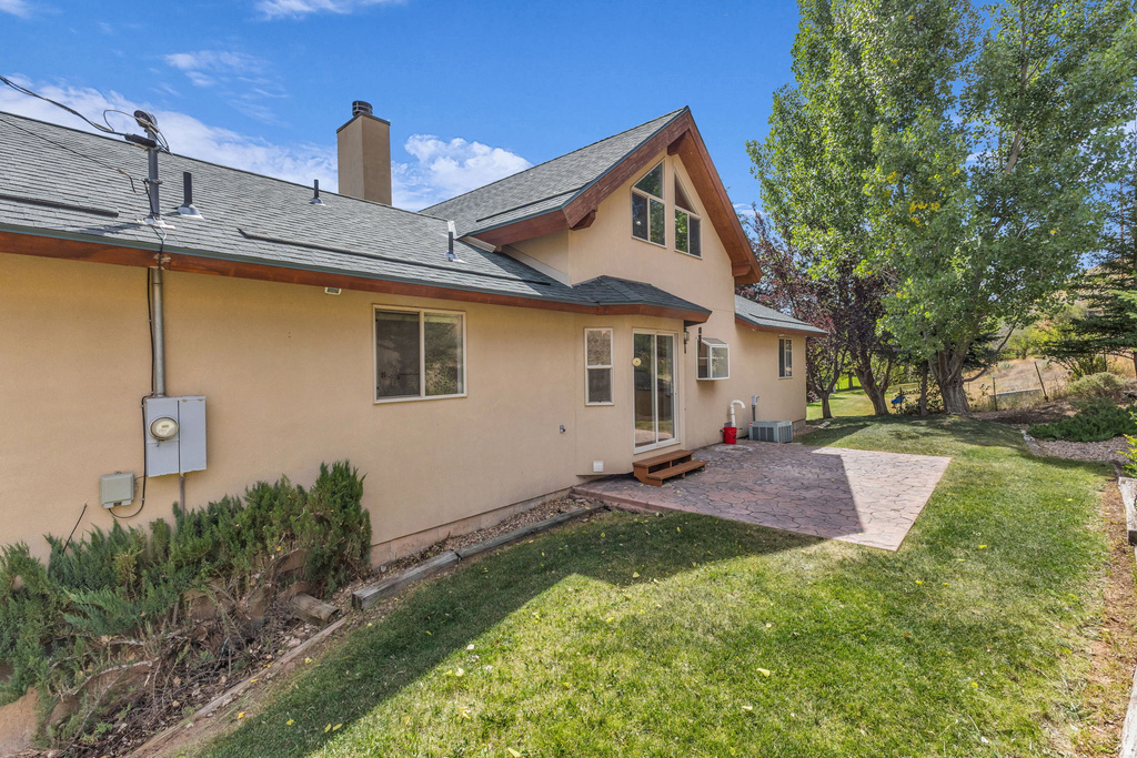 874 S WEST HOYTSVILLE RD Hoytsville, UT 84017