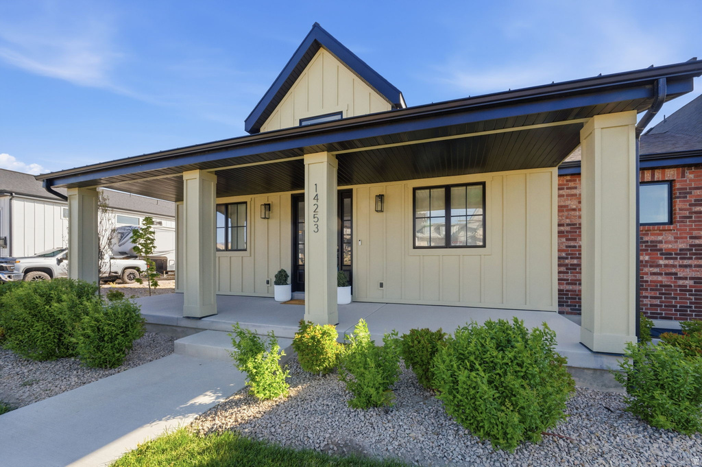 14253 S JEMMA DR Bluffdale, UT 84065