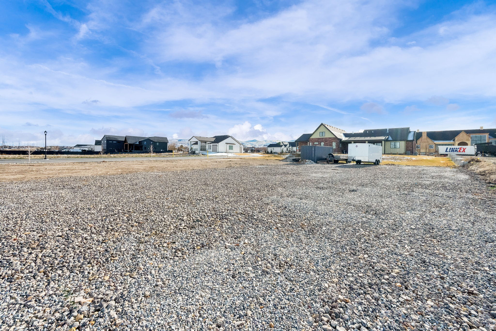 14253 S JEMMA DR Bluffdale, UT 84065