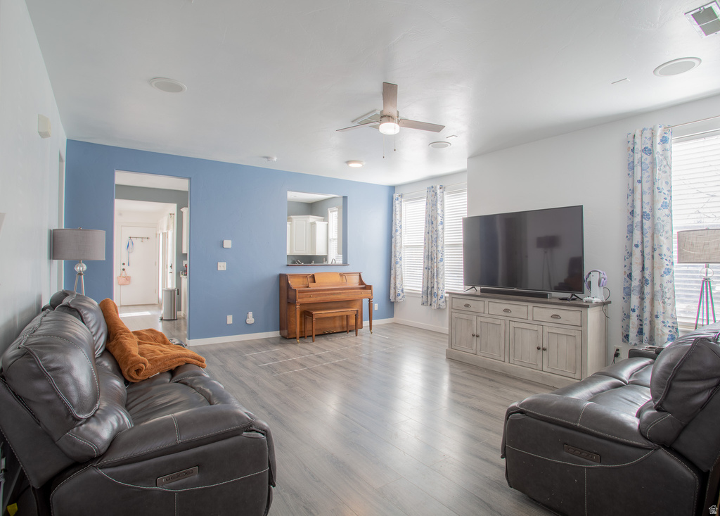 11431 S LAKE FALLS RD South Jordan, UT 84009