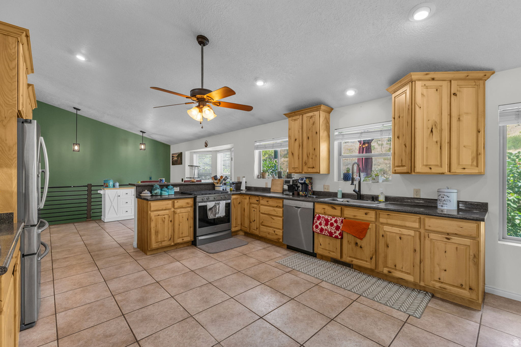 878 S WEST HOYTSVILLE RD Hoytsville, UT 84017