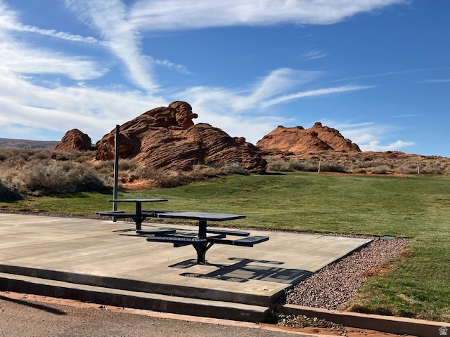 3260 S RETREAT DR Hurricane, UT 84737