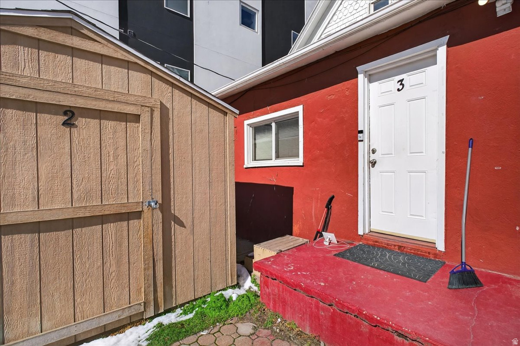 803 W 100 S Salt Lake City, UT 84104