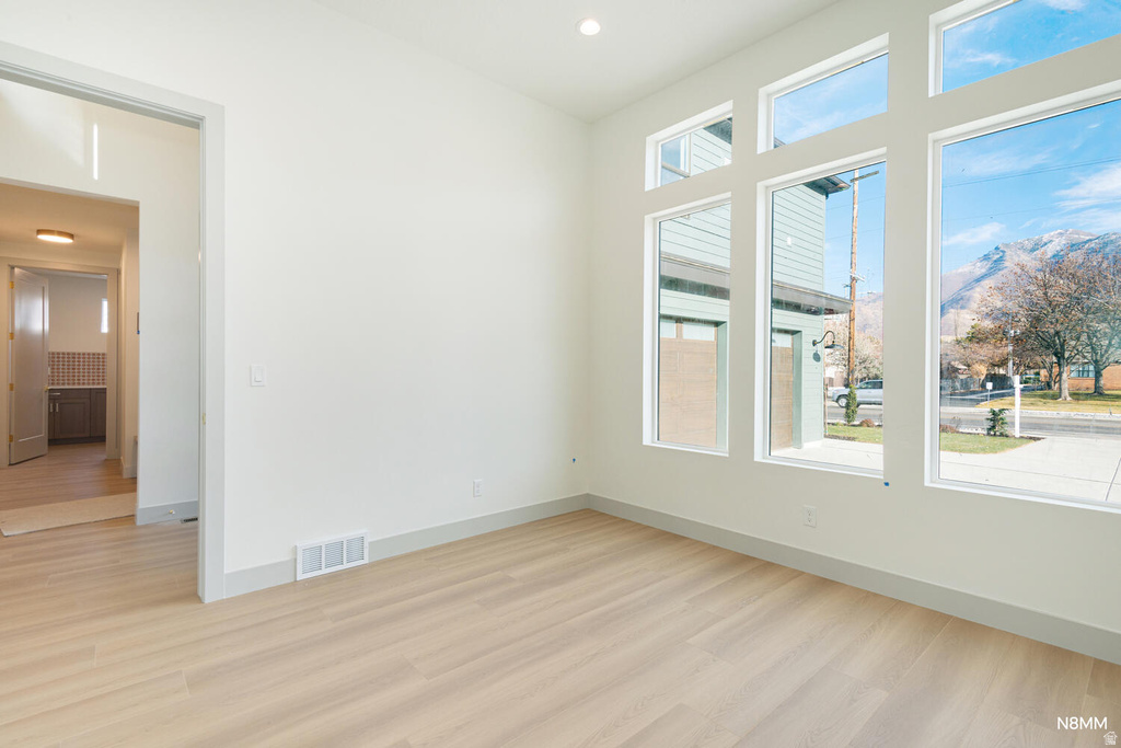 3094 S 2300 E Millcreek, UT 84109