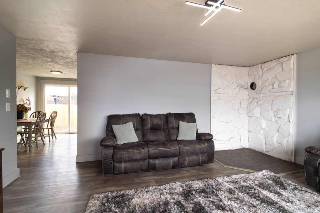 655 W 400 S Tremonton, UT 84337