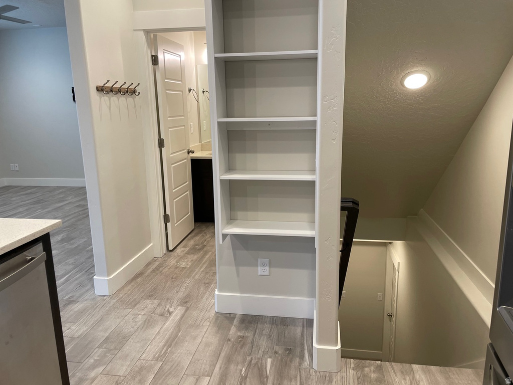 951 W SHADOW BROOK LN Lehi, UT 84043