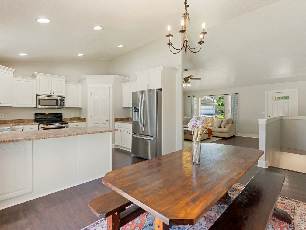 151 E 360 N Providence, UT 84332