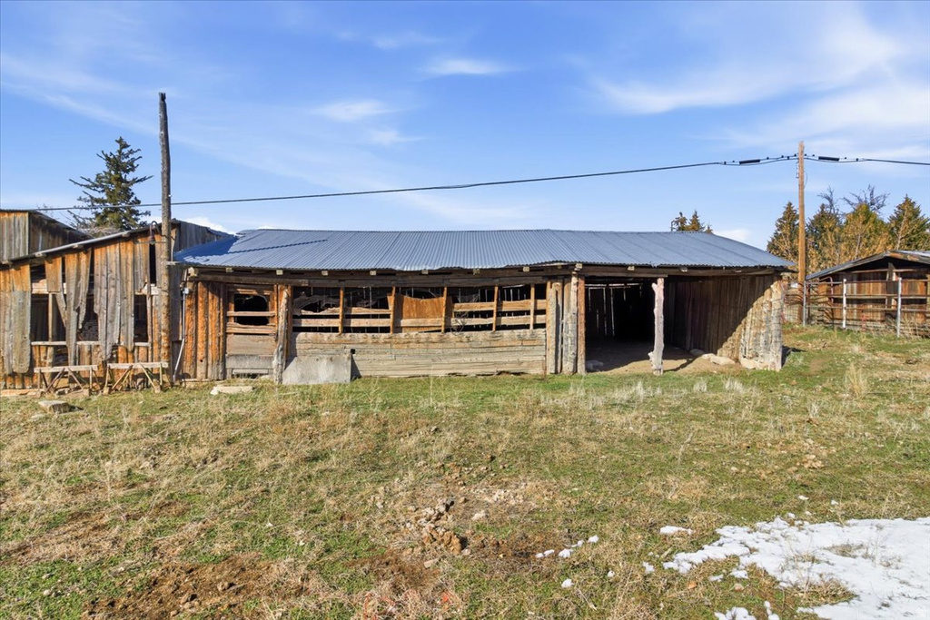 217 E 400 S Spring City, UT 84662