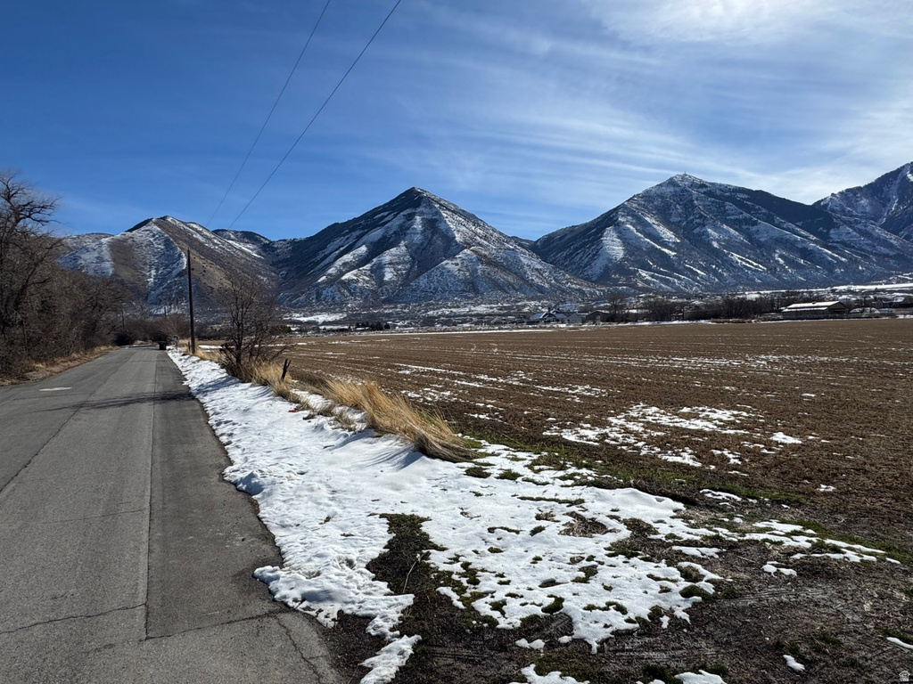 180 N WOODLAND HILLS DR Salem, UT 84653