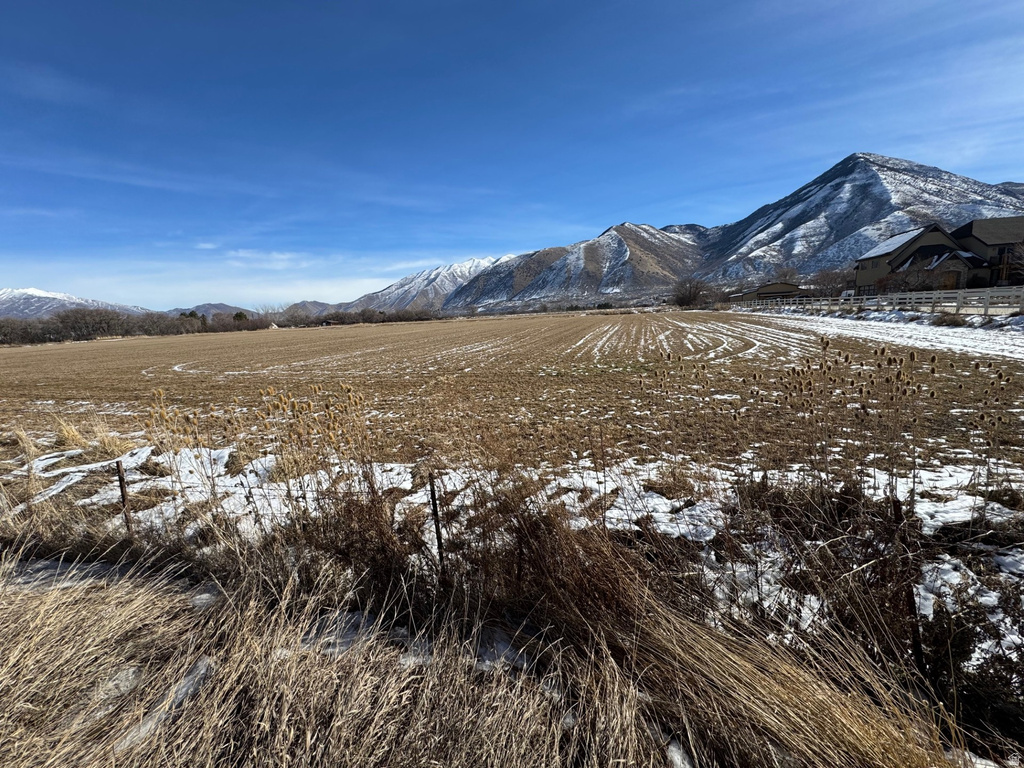 180 N WOODLAND HILLS DR Salem, UT 84653