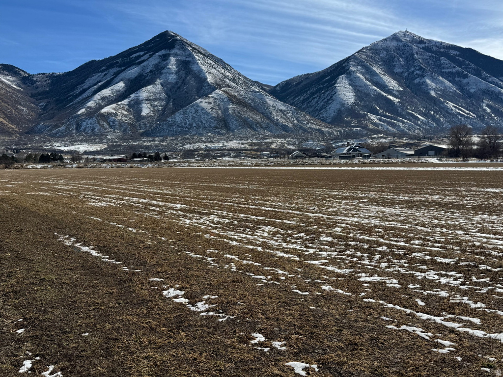 180 N WOODLAND HILLS DR Salem, UT 84653