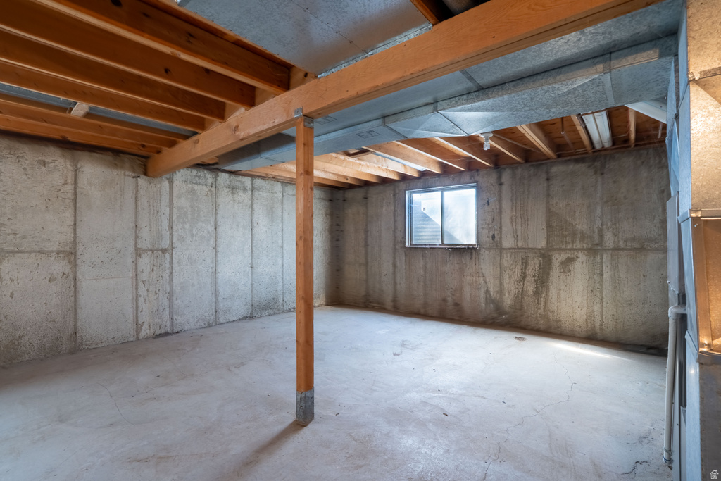 1092 E PLATINUM WAY Sandy, UT 84094