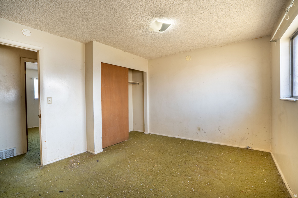 1092 E PLATINUM WAY Sandy, UT 84094