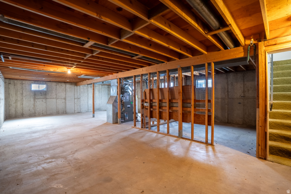 1092 E PLATINUM WAY Sandy, UT 84094