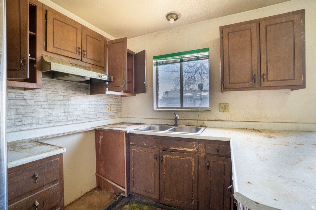 1092 E PLATINUM WAY Sandy, UT 84094