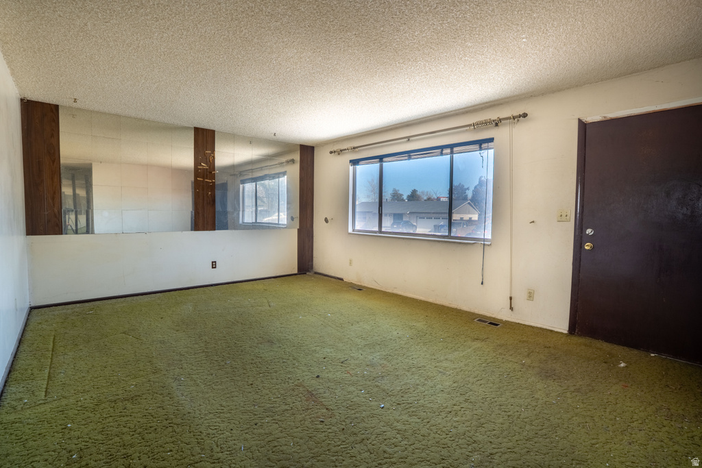 1092 E PLATINUM WAY Sandy, UT 84094