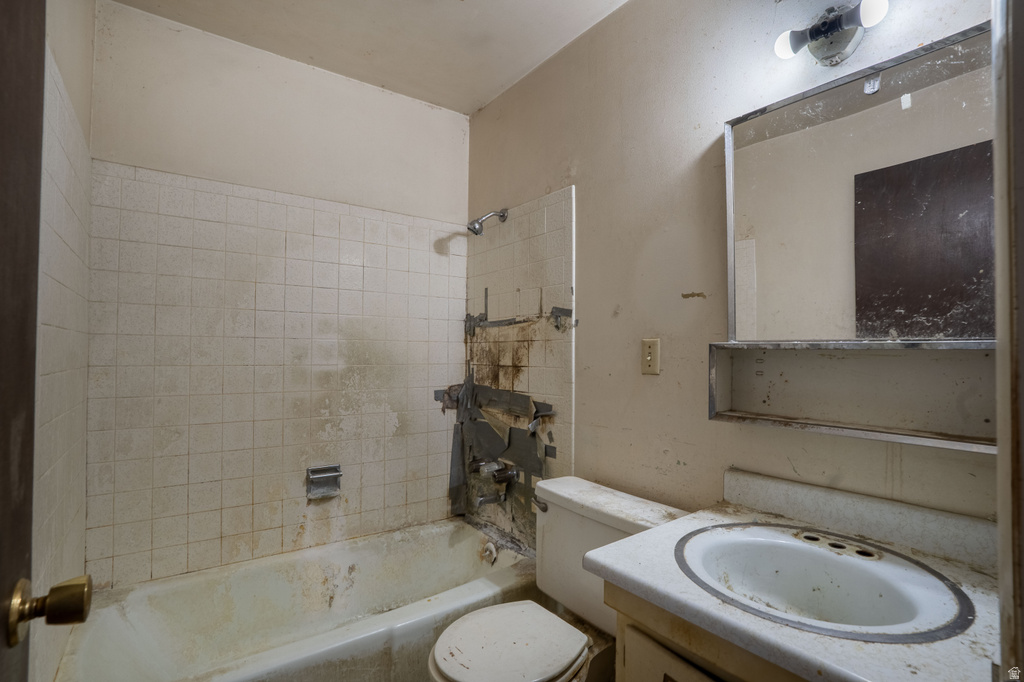 1092 E PLATINUM WAY Sandy, UT 84094