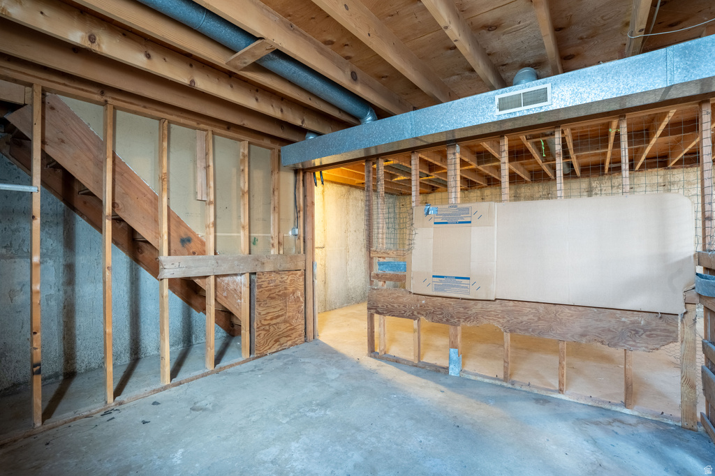 1092 E PLATINUM WAY Sandy, UT 84094