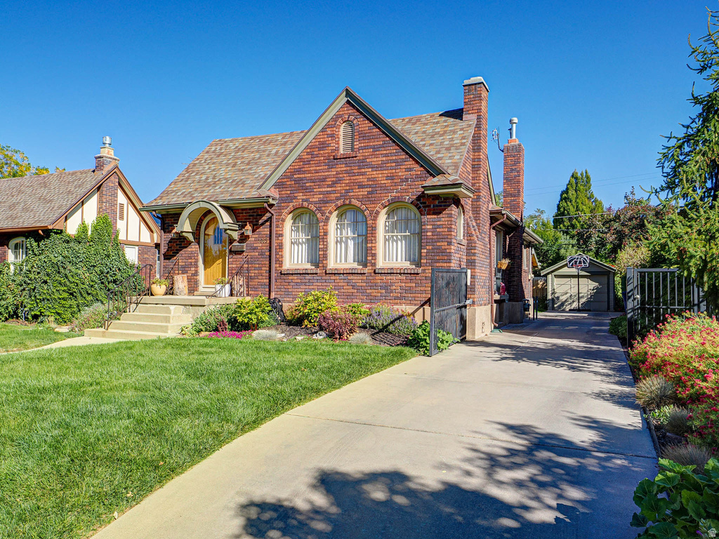 1665 E HARVARD AVE Salt Lake City, UT 84105