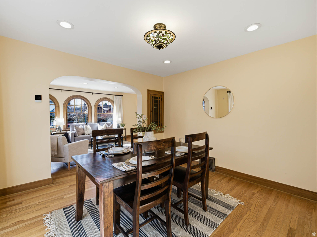 1665 E HARVARD AVE Salt Lake City, UT 84105