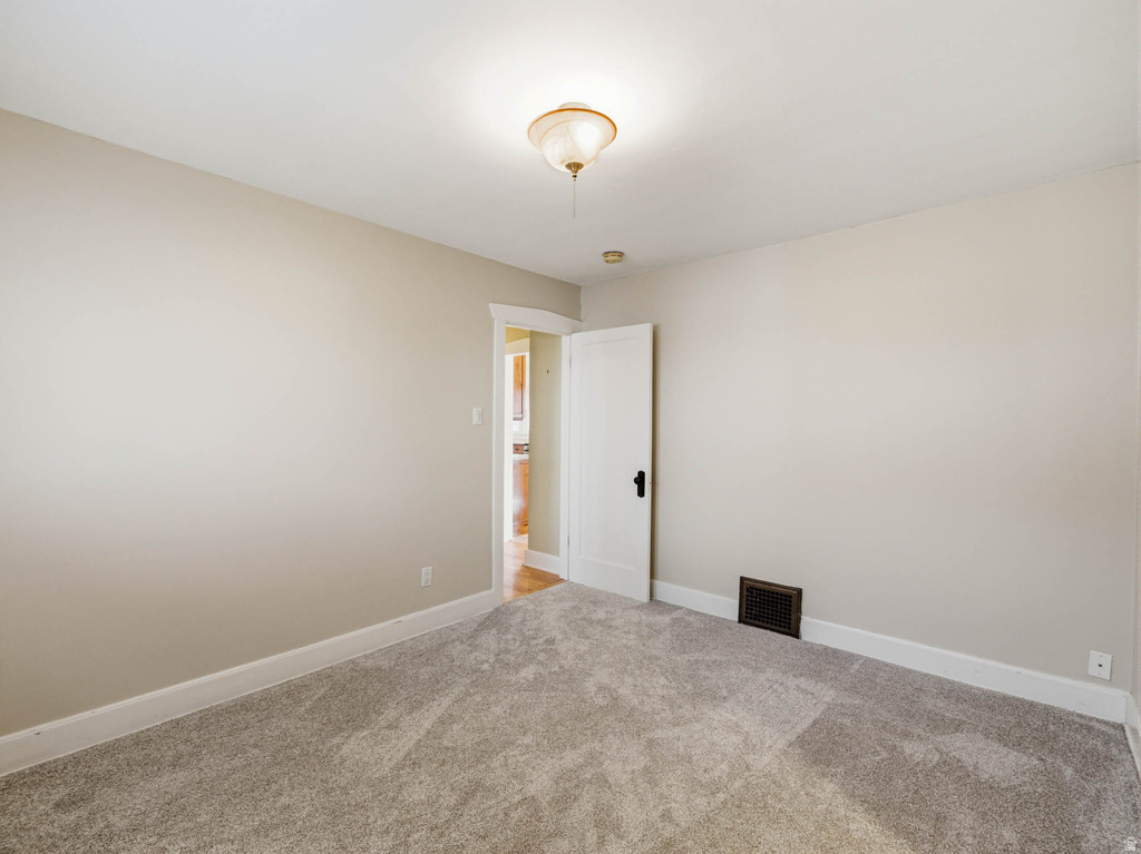 1665 E HARVARD AVE Salt Lake City, UT 84105