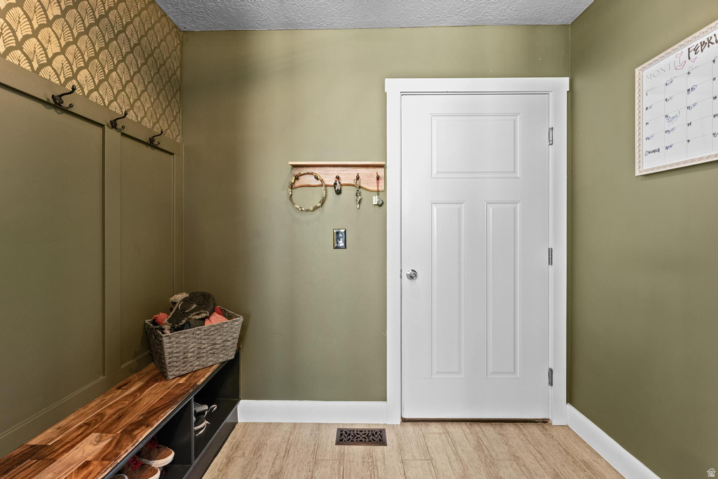 1857 E THUNDER GULCH RD Eagle Mountain, UT 84005