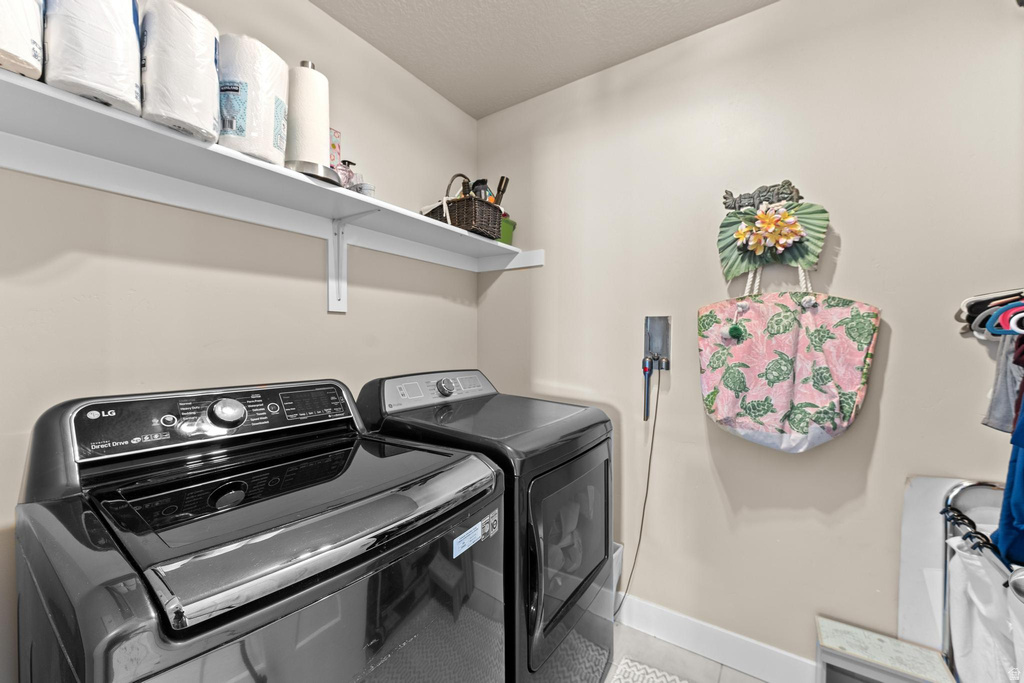 1857 E THUNDER GULCH RD Eagle Mountain, UT 84005