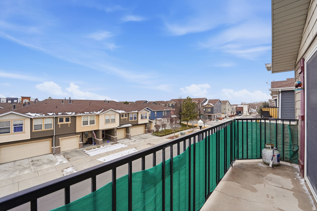 74 E RESACA DR #B12 Sandy, UT 84070