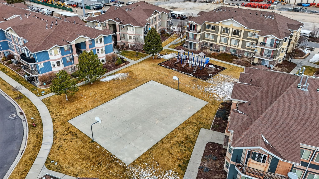 74 E RESACA DR #B12 Sandy, UT 84070