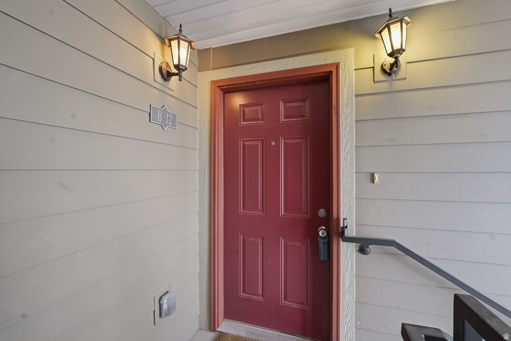 74 E RESACA DR #B12 Sandy, UT 84070