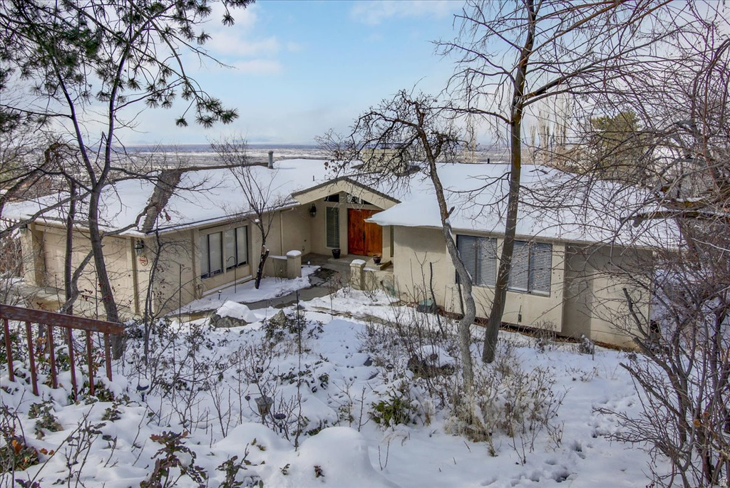 1812 E BEUS DR Ogden, UT 84403