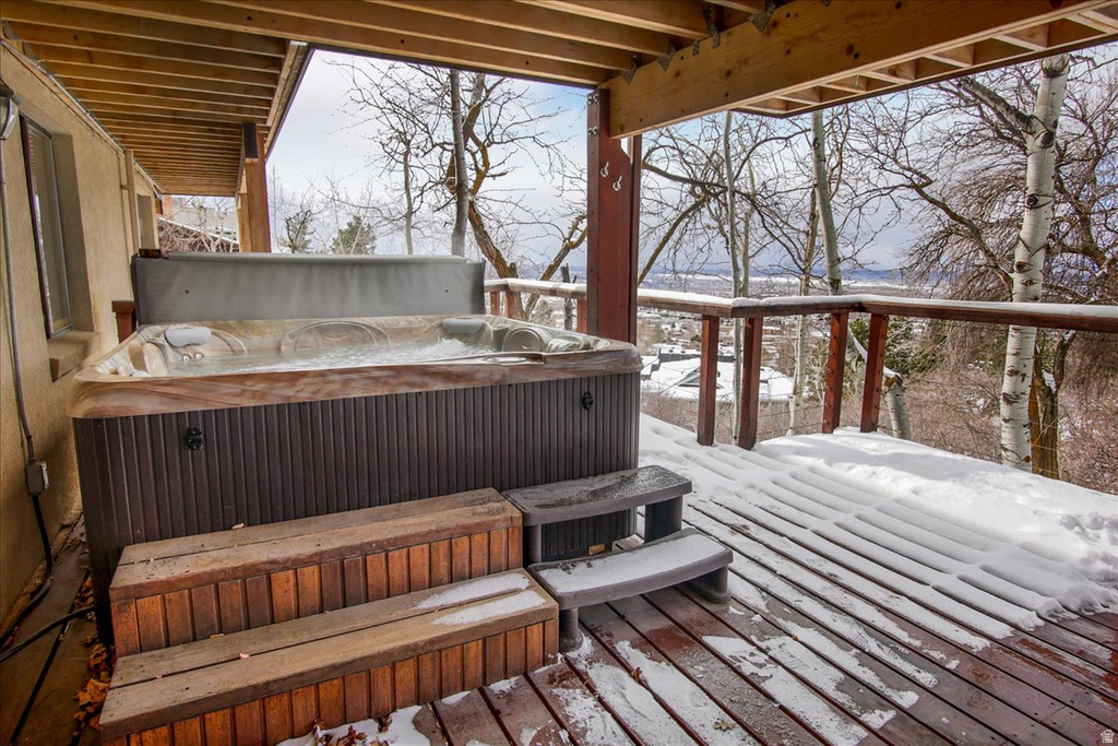 1812 E BEUS DR Ogden, UT 84403