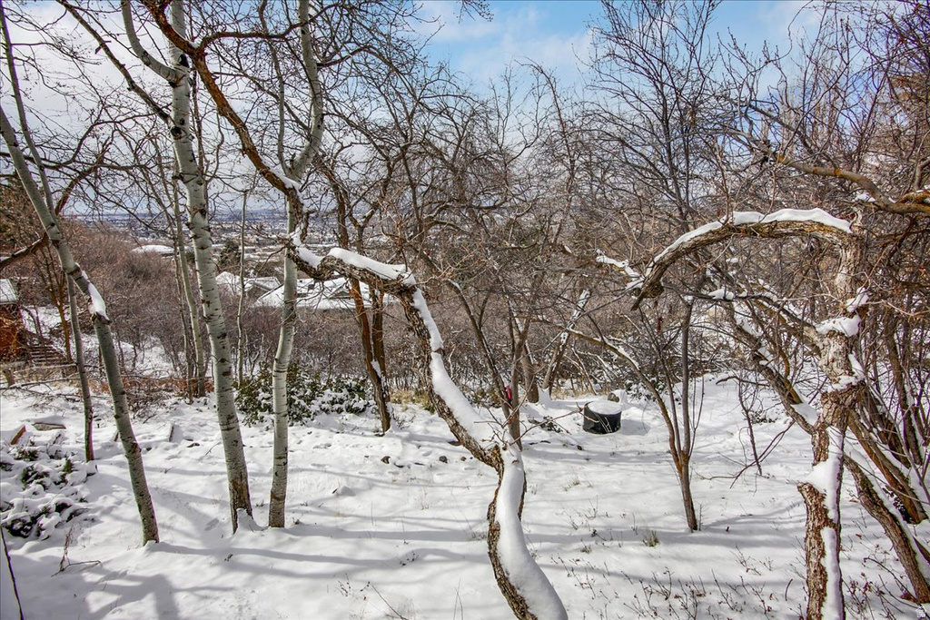 1812 E BEUS DR Ogden, UT 84403