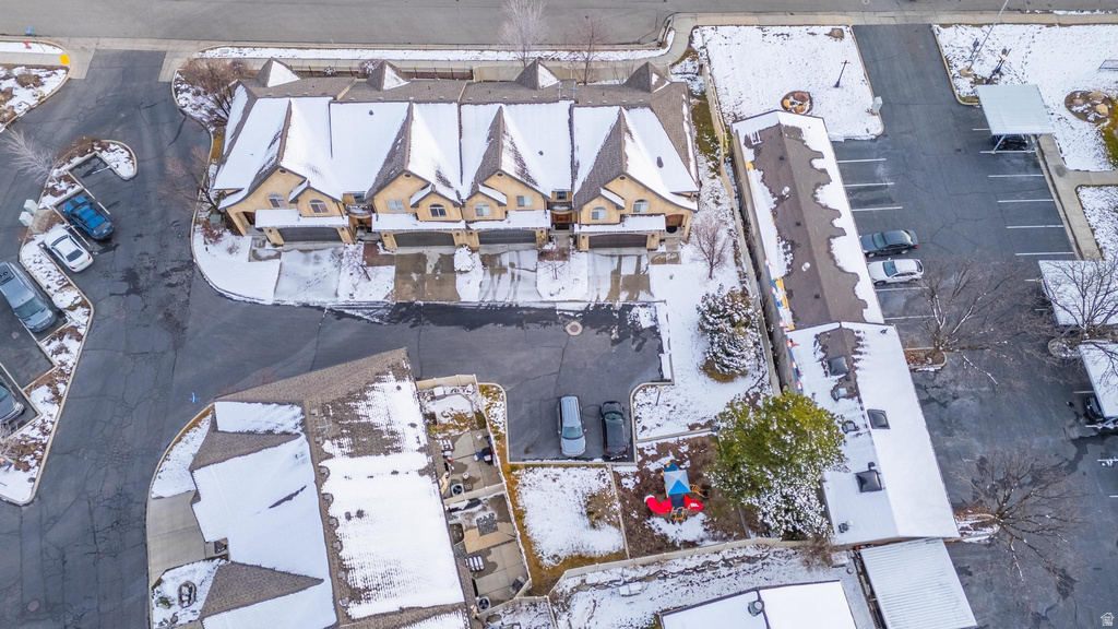 1842 E ROUEN CIR Holladay, UT 84117