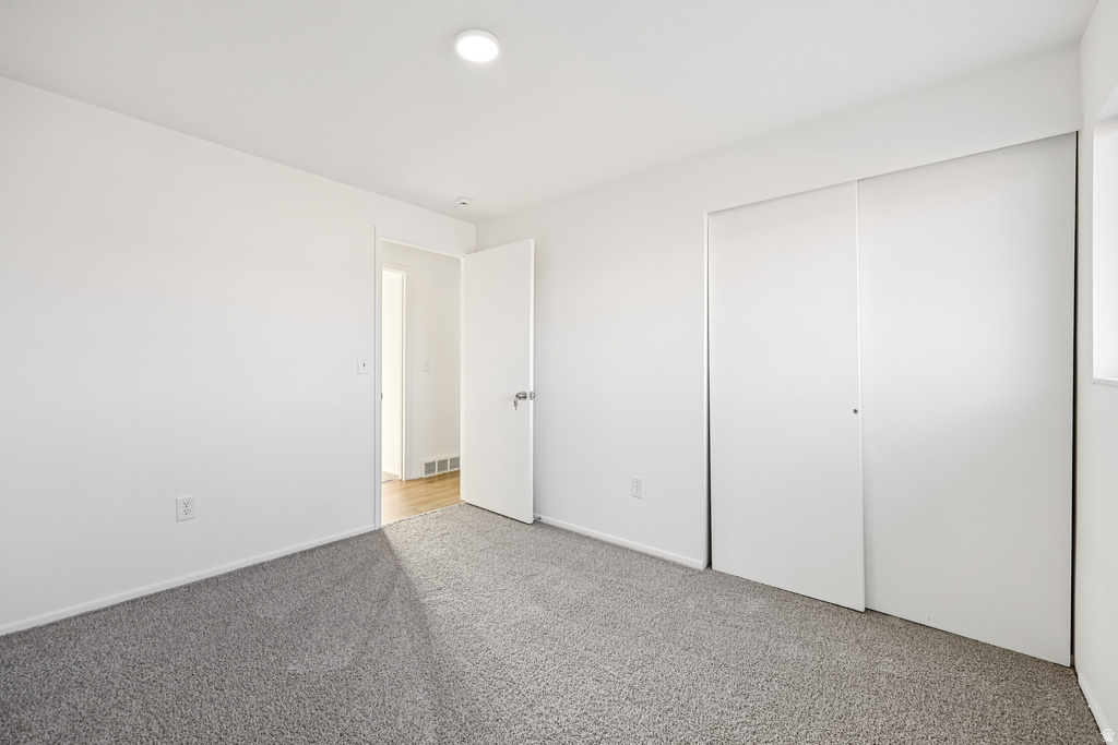 3020 W ROSA VISTA DR Taylorsville, UT 84129