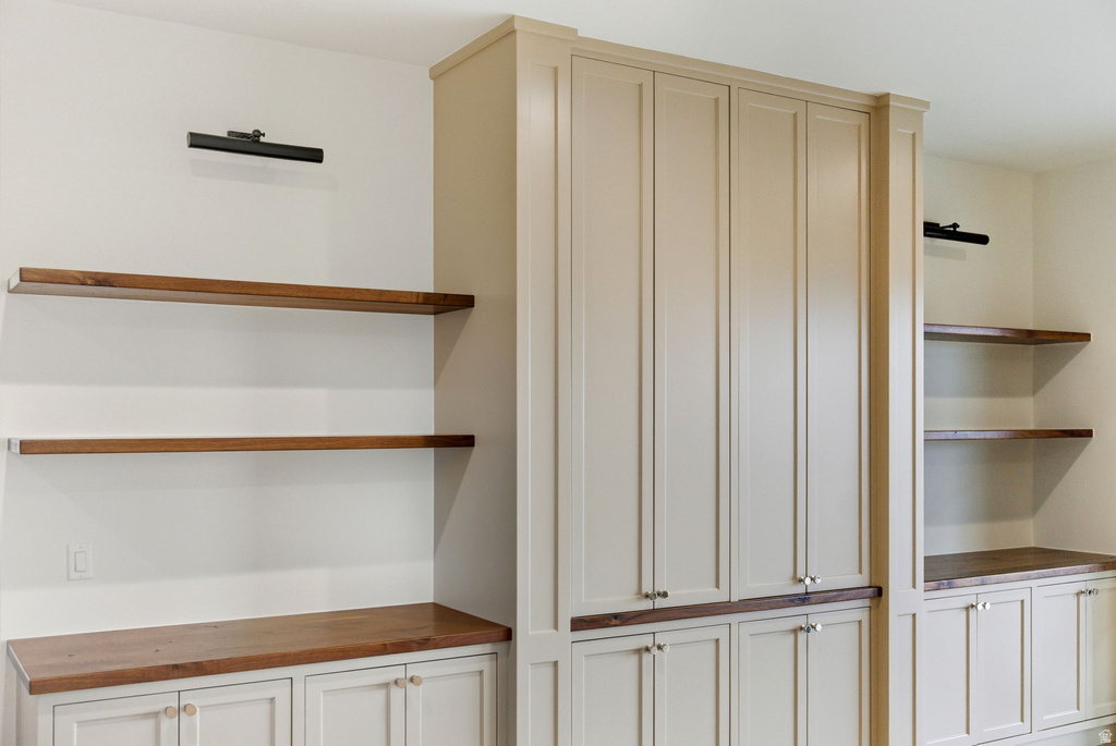 2155 E WRANGLER DR Hideout, UT 84036